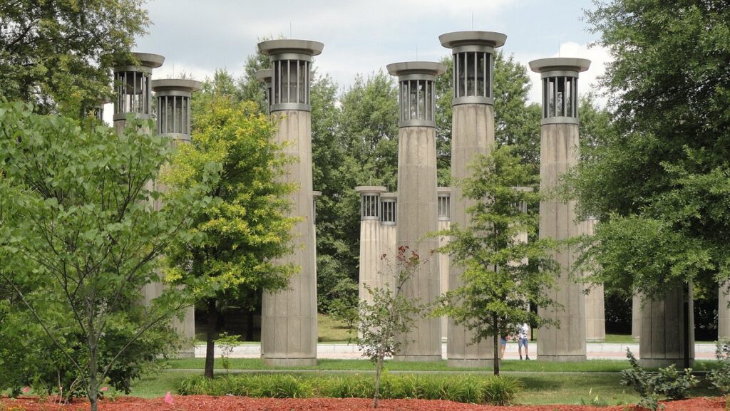 Bicentennial-Capitol-Mall-State-Park