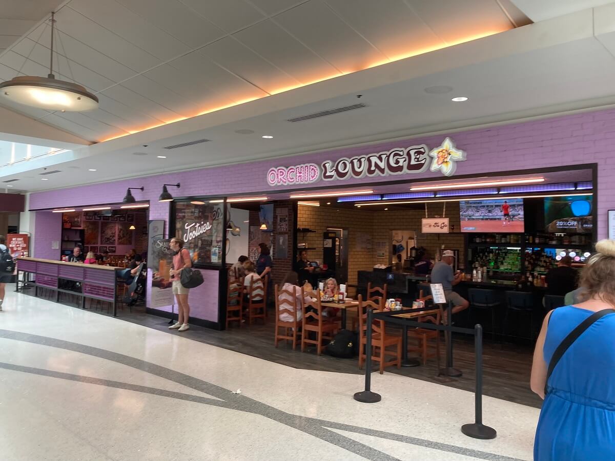 Tootsies Orchid Lounge at the Airport