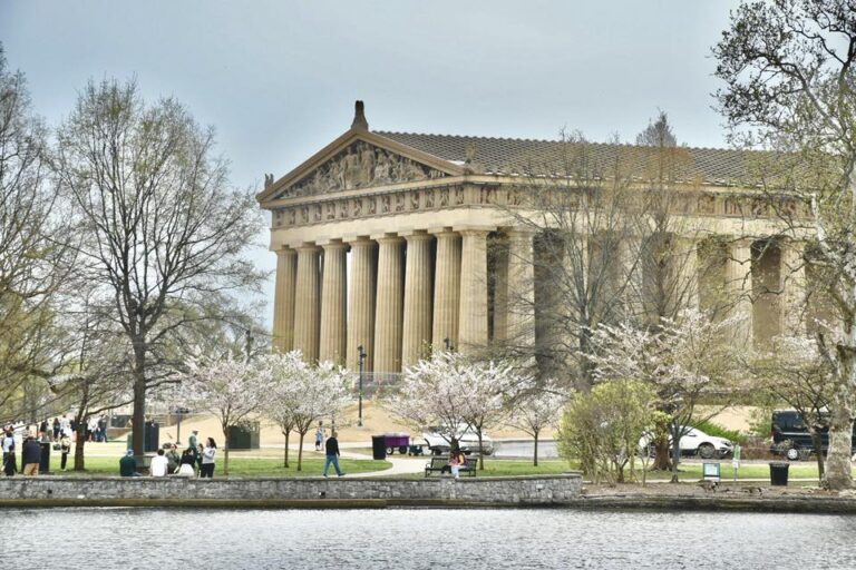 12 Tennessee Adventures You Can Actually Do For Under $20