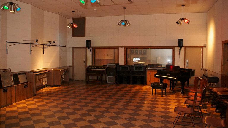 Elvis Recorded More Than 240 Songs at This Historic Nashville Studio—And You Can Visit It